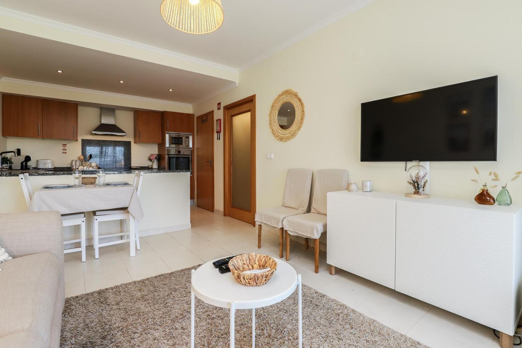Charming Flat 10 Min Walk To Beach Leilighet Albufeira Eksteriør bilde
