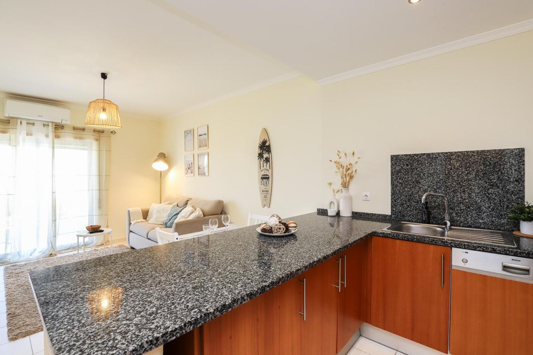 Charming Flat 10 Min Walk To Beach Leilighet Albufeira Eksteriør bilde