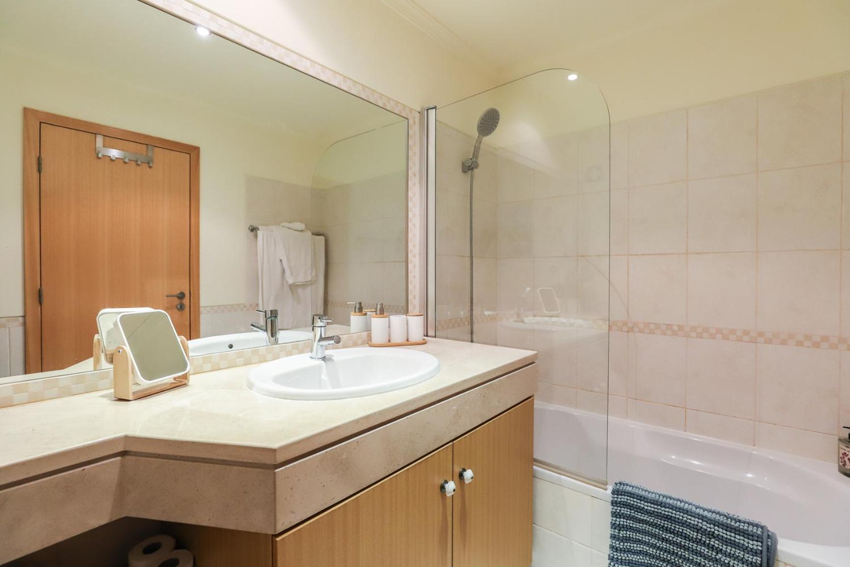 Charming Flat 10 Min Walk To Beach Leilighet Albufeira Eksteriør bilde