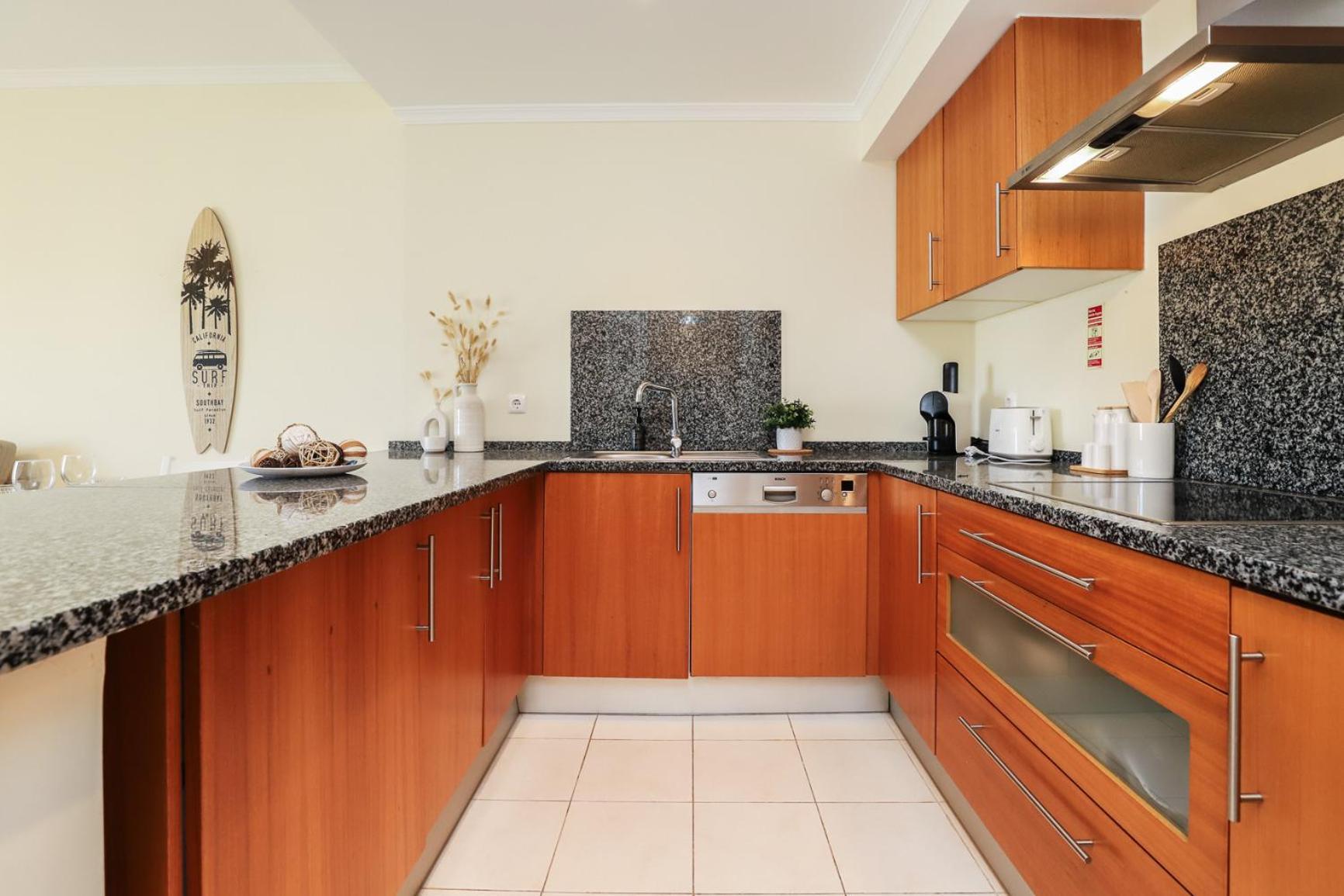 Charming Flat 10 Min Walk To Beach Leilighet Albufeira Eksteriør bilde